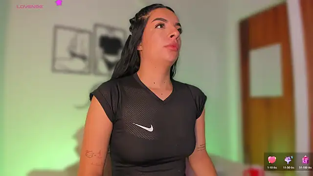 777AylinZ online show from May 13, 2026, 12:01 pm