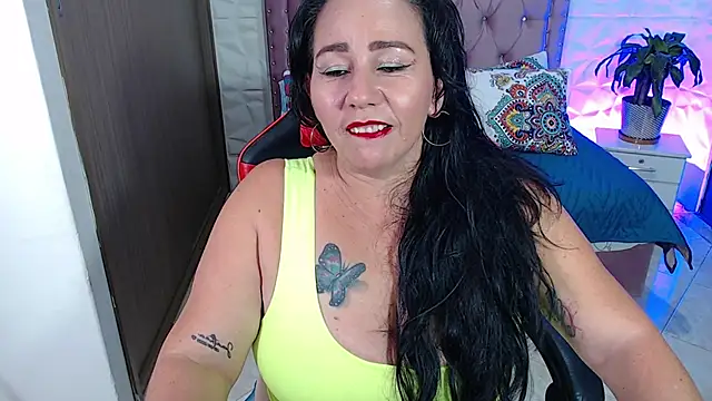 Snapshot of ashleylove_prg chatting on March 12, 2025, 6:51 am ashleylove prg online show from March 12, 2025, 6:51 am