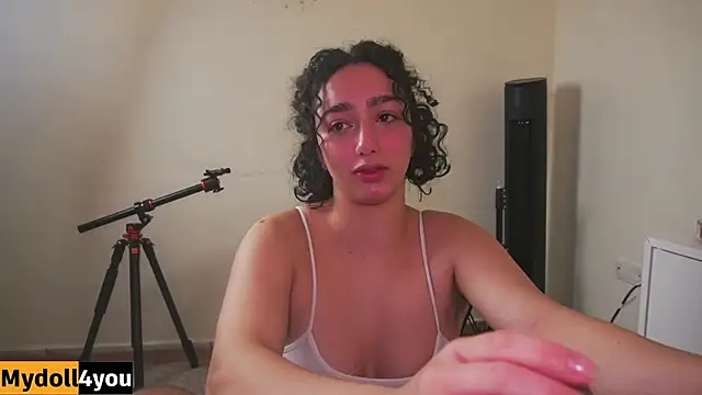 Snapshot of Doll4you_ chatting on March 3, 2025, 9:45 am Doll4you online show from March 3, 2025, 9:45 am