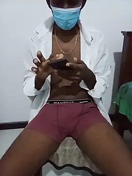 Zoy1 online show from June 17, 2026, 5:56 pm