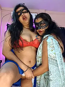 hottbabycam online show from July 18, 2026, 2:58 pm
