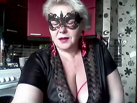 Lisa Suzie online show from March 24, 2026, 6:46 am