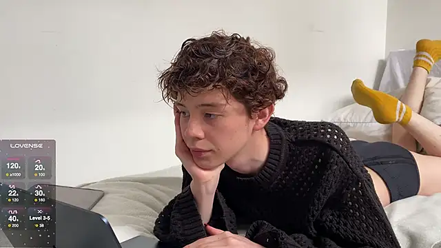 mapleg online show from March 3, 2025, 9:15 pm