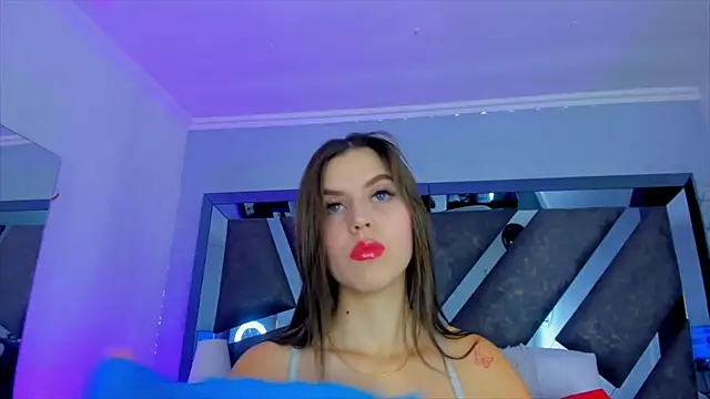 Snapshot of AlliJadid chatting on February 24, 2025, 10:48 am AlliJadid online show from February 24, 2025, 10:48 am