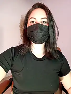 Aiunii1 online show from November 5, 2025, 1:47 pm