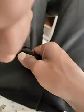 raamcxy online show from December 27, 2024, 4:47 am