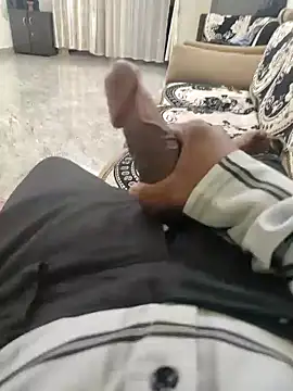 raamcxy online show from February 5, 2025, 8:21 am