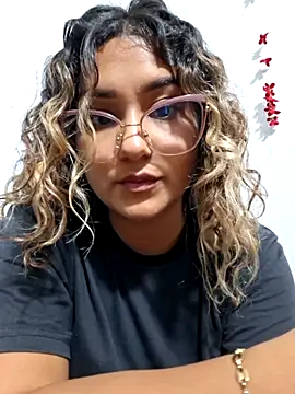 BrendaGirs online show from September 16, 2025, 4:02 am