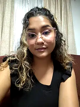 BrendaGirs online show from October 28, 2025, 2:12 am