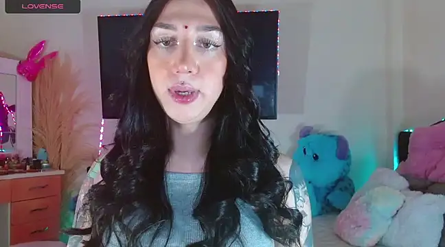 Snapshot of karla_zambrano chatting on December 23, 2024, 11:39 pm karla zambrano online show from December 23, 2024, 11:39 pm