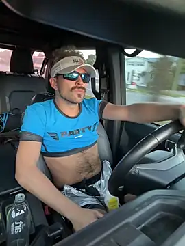 Snapshot of 69woodinson chatting on October 8, 2025, 11:34 am 69woodinson online show from October 8, 2025, 11:34 am