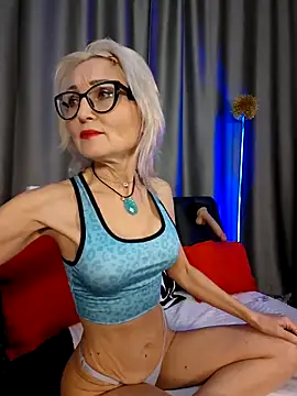 Snapshot of Milforja chatting on November 22, 2025, 6:29 pm Milforja online show from November 22, 2025, 6:29 pm