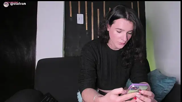 Snapshot of elafranco_ chatting on January 18, 2025, 2:58 am elafranco online show from January 18, 2025, 2:58 am