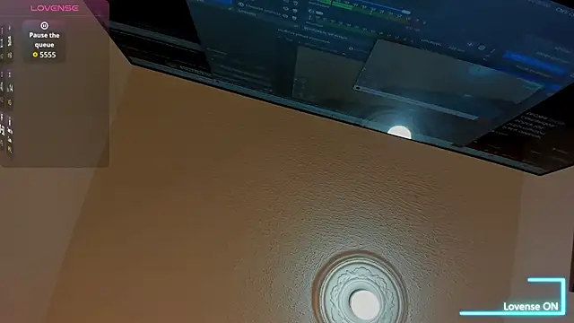 aggy castel online show from February 13, 2026, 2:50 pm