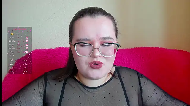 Jessica Joy online show from November 4, 2025, 8:18 am