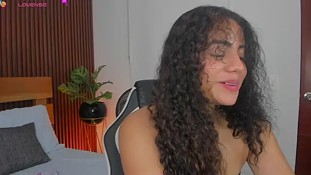 yaya23x online show from October 17, 2025, 2:30 pm