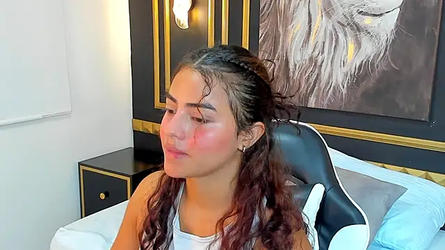 yaya23x online show from February 8, 2025, 12:28 pm