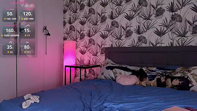 Snapshot of Helen_bae chatting on October 27, 2025, 5:25 pm Helen bae online show from October 27, 2025, 5:25 pm