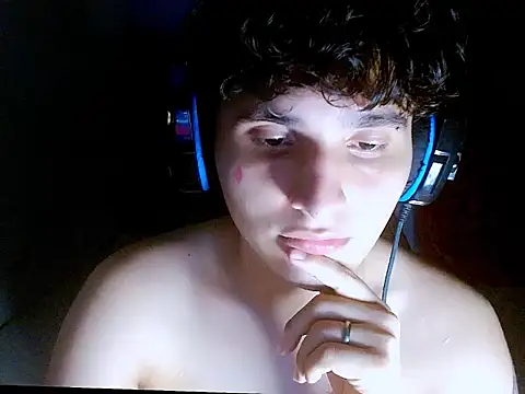 Charley quin online show from April 9, 2026, 11:55 pm