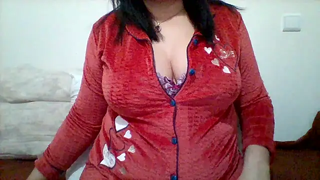 spicy loulou online show from December 13, 2024, 2:38 pm