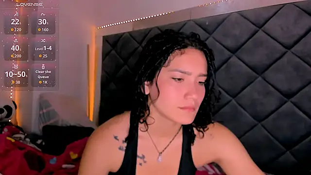 Nellyhills online show from September 17, 2025, 11:23 am