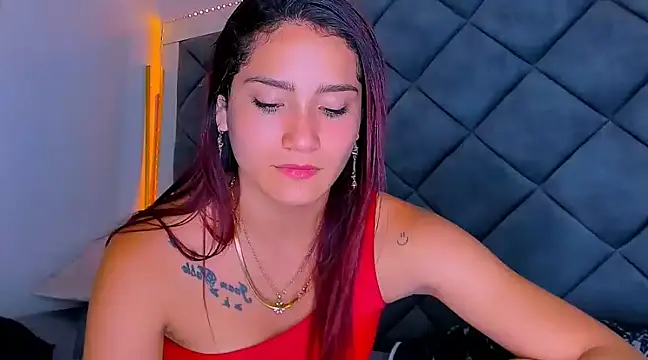 Nellyhills online show from March 21, 2025, 4:51 pm