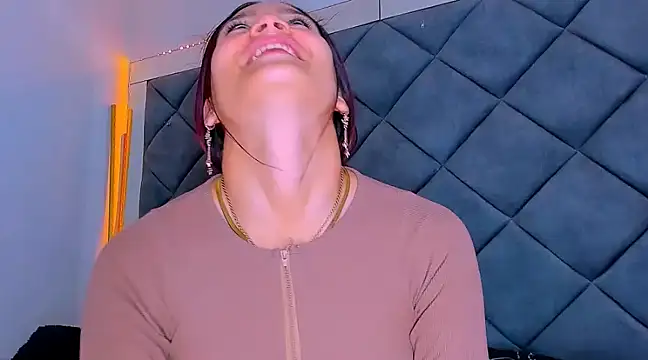 Nellyhills online show from March 20, 2025, 10:51 pm