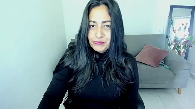 Snapshot of Adele_Sweett chatting on November 21, 2025, 10:47 am Adele Sweett online show from November 21, 2025, 10:47 am