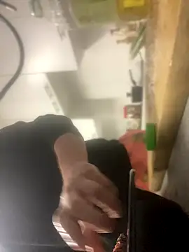 Snapshot of FrankJake99 chatting on October 19, 2025, 10:45 pm FrankJake99 online show from October 19, 2025, 10:45 pm