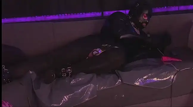 Snapshot of Nebenangeil chatting on March 23, 2025, 4:16 am Nebenangeil online show from March 23, 2025, 4:16 am