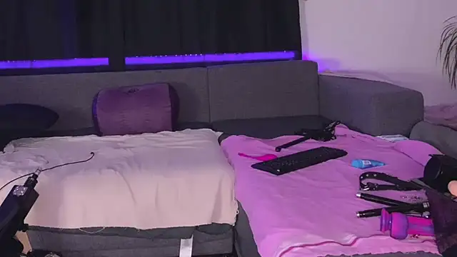 Snapshot of Nebenangeil chatting on February 8, 2025, 3:19 am Nebenangeil online show from February 8, 2025, 3:19 am