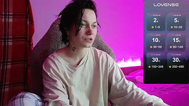 Snapshot of esajukyy chatting on November 25, 2025, 1:11 pm esajukyy online show from November 25, 2025, 1:11 pm