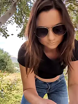 Samira-Summer online show from April 18, 2026, 12:07 pm