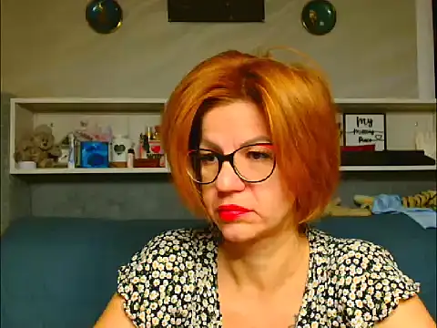 Natali3855 online show from November 7, 2025, 4:39 am