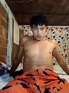 Snapshot of Black_Diamon_ chatting on December 16, 2025, 8:57 pm Black Diamon online show from December 16, 2025, 8:57 pm