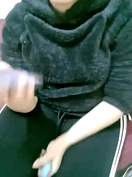 Snapshot of ShadiaStar chatting on March 20, 2025, 9:13 pm ShadiaStar online show from March 20, 2025, 9:13 pm