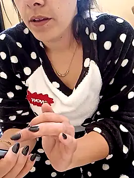 Snapshot of ShadiaStar chatting on November 28, 2025, 11:21 am ShadiaStar online show from November 28, 2025, 11:21 am