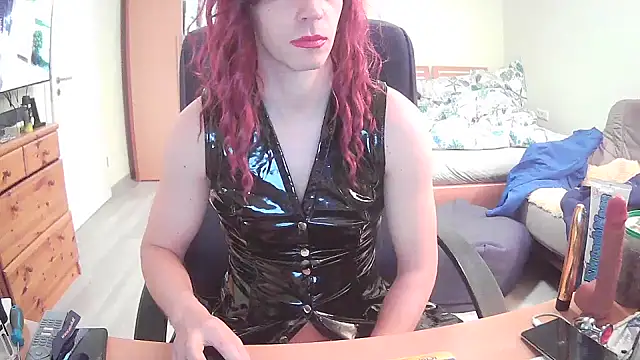 Kinky-Kristina online show from November 23, 2025, 6:29 pm