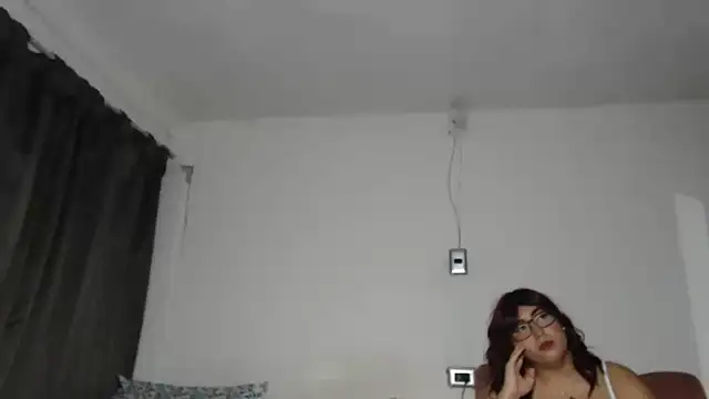 Snapshot of Savinneexotic chatting on January 16, 2026, 12:25 am Savinneexotic online show from January 16, 2026, 12:25 am