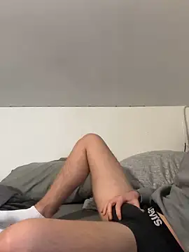 Snapshot of Jamie_2006 chatting on December 11, 2024, 2:11 pm Jamie 2006 online show from December 11, 2024, 2:11 pm