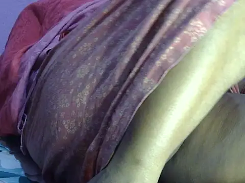 Snapshot of Suhana-sapna chatting on January 9, 2026, 6:26 pm Suhana-sapna online show from January 9, 2026, 6:26 pm