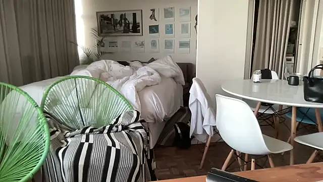 pamela69mike online show from March 20, 2025, 4:07 am