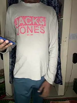 mahiking online show from February 11, 2025, 6:33 pm