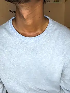 mahiking online show from October 12, 2025, 7:26 pm