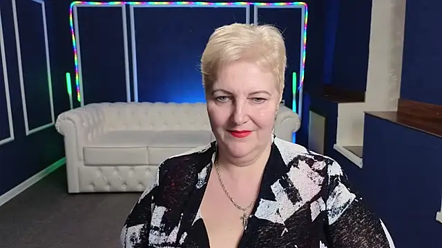 Snapshot of Sandra_Snow chatting on February 22, 2025, 5:24 pm Sandra Snow online show from February 22, 2025, 5:24 pm