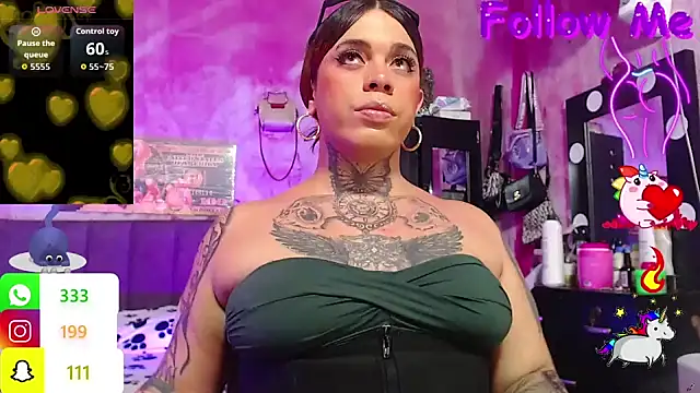 BriannaSweet  online show from February 12, 2026, 9:25 pm