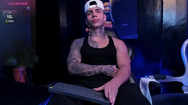 Snapshot of Flynn_Riider chatting on January 6, 2026, 5:50 pm Flynn Riider online show from January 6, 2026, 5:50 pm