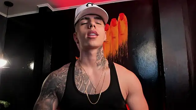 Snapshot of Flynn_Riider chatting on February 19, 2026, 5:21 pm Flynn Riider online show from February 19, 2026, 5:21 pm