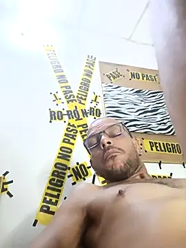 Snapshot of Charly_BC_Dirty chatting on March 14, 2025, 11:56 am Charly BC Dirty online show from March 14, 2025, 11:56 am