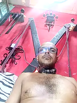 Snapshot of Charly_BC_Dirty chatting on December 4, 2025, 2:05 pm Charly BC Dirty online show from December 4, 2025, 2:05 pm